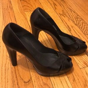 Stuart Weitzman Black Platform Heels - Sz 8